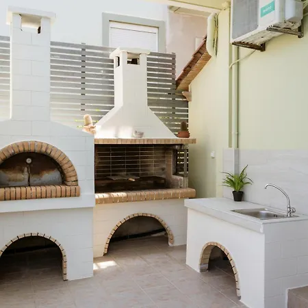 Amarlia Villa